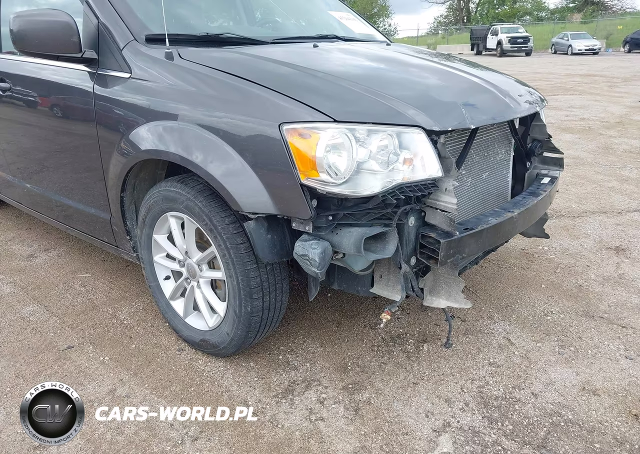 2019 Dodge Grand Caravan Sxt VIN:2C4RDGCG7KR671980 - 19