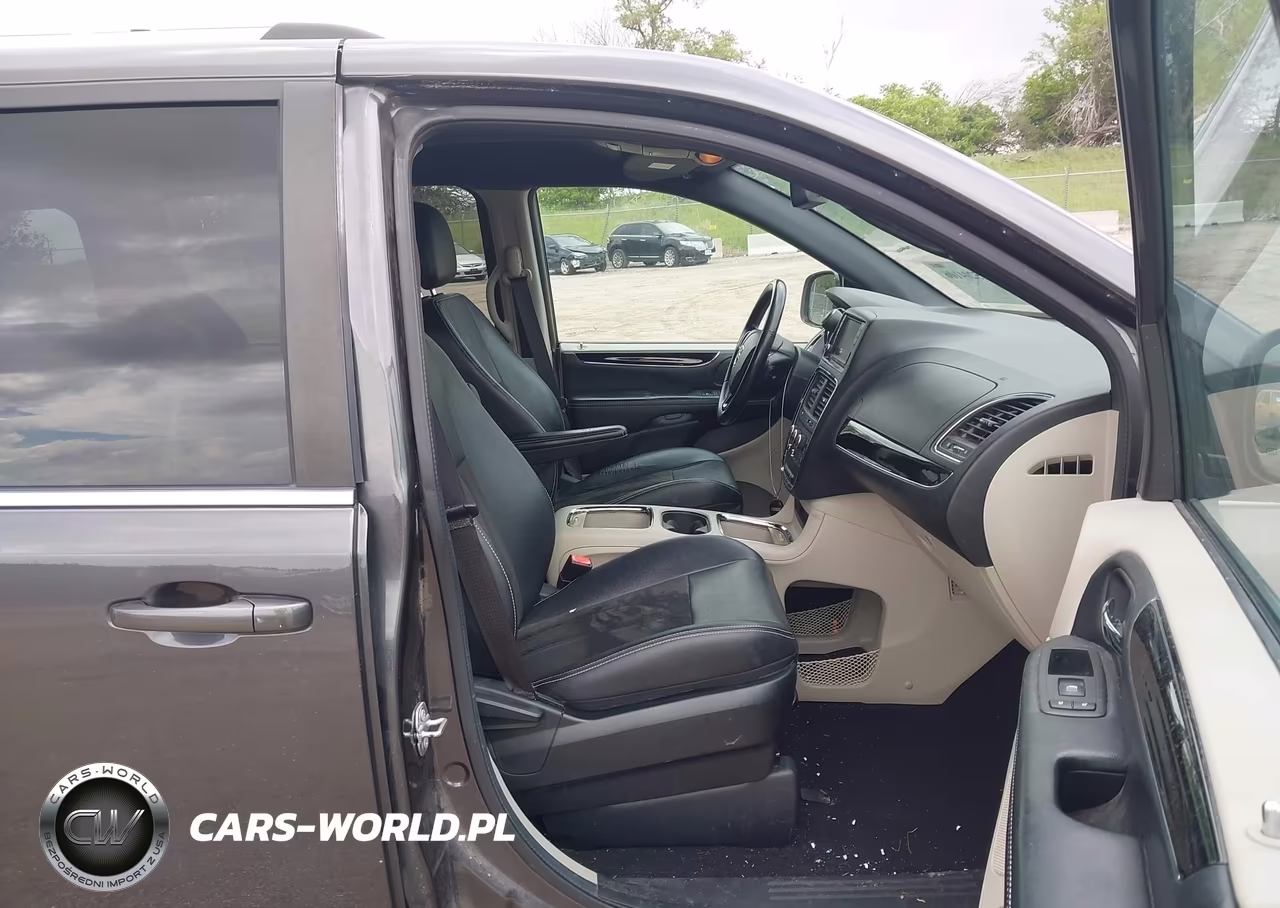 2019 Dodge Grand Caravan Sxt VIN:2C4RDGCG7KR671980 - 5