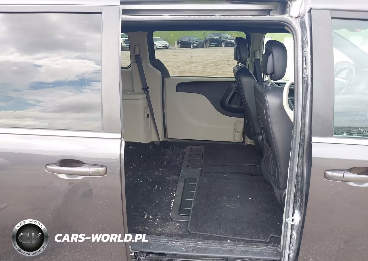 2019 Dodge Grand Caravan Sxt VIN:2C4RDGCG7KR671980 - 8