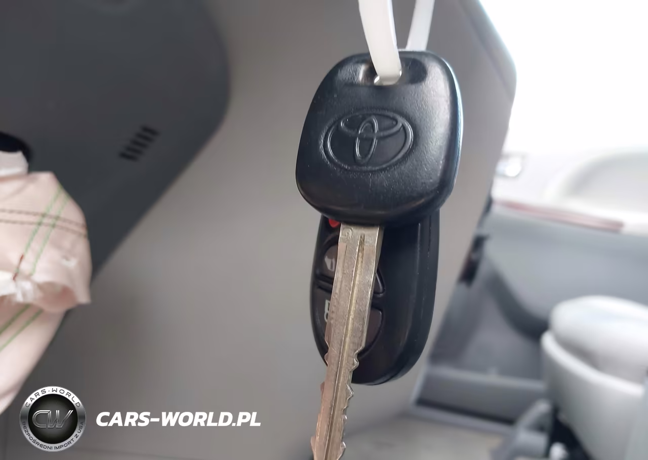 2014 Toyota Sienna Xle V6 8 Passenger VIN:5TDYK3DC4ES523478 - 11