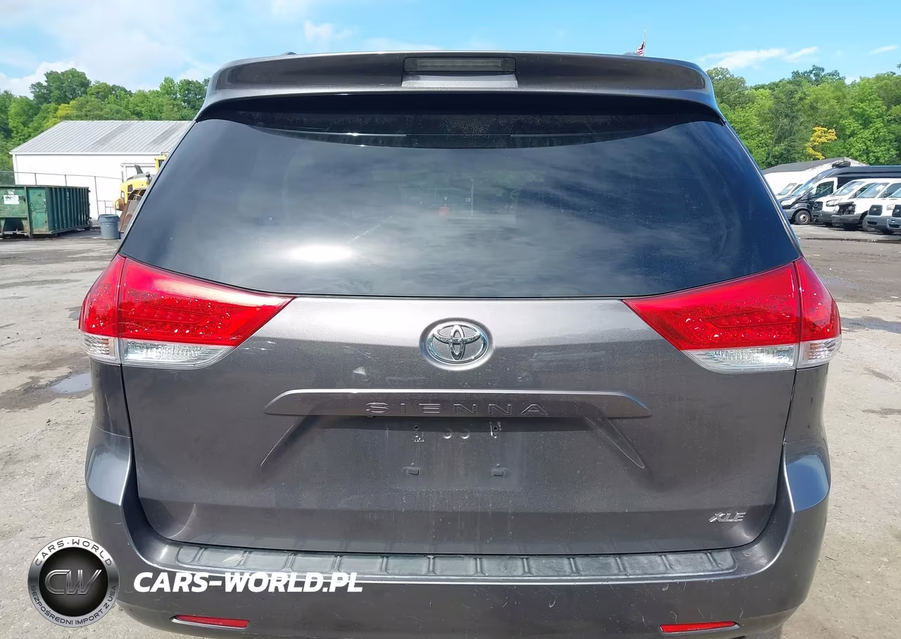 2014 Toyota Sienna Xle V6 8 Passenger VIN:5TDYK3DC4ES523478 - 16