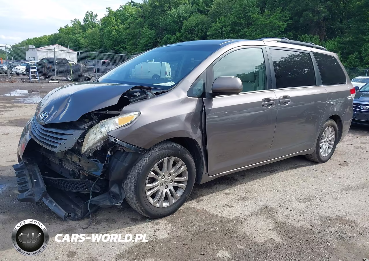 2014 Toyota Sienna Xle V6 8 Passenger VIN:5TDYK3DC4ES523478 - 2