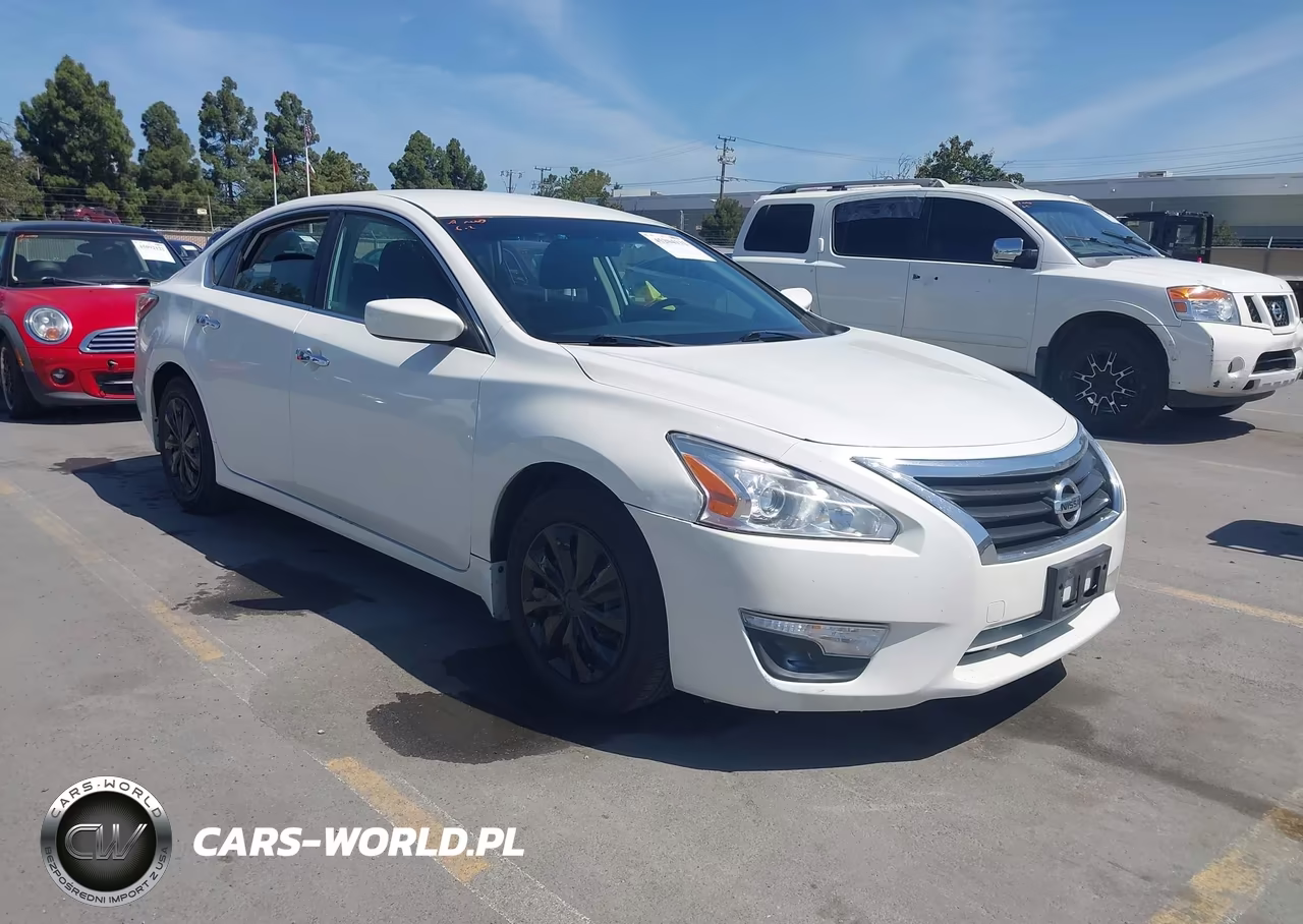2015 Nissan Altima 2.5 S – zdjęcie 1 z 11