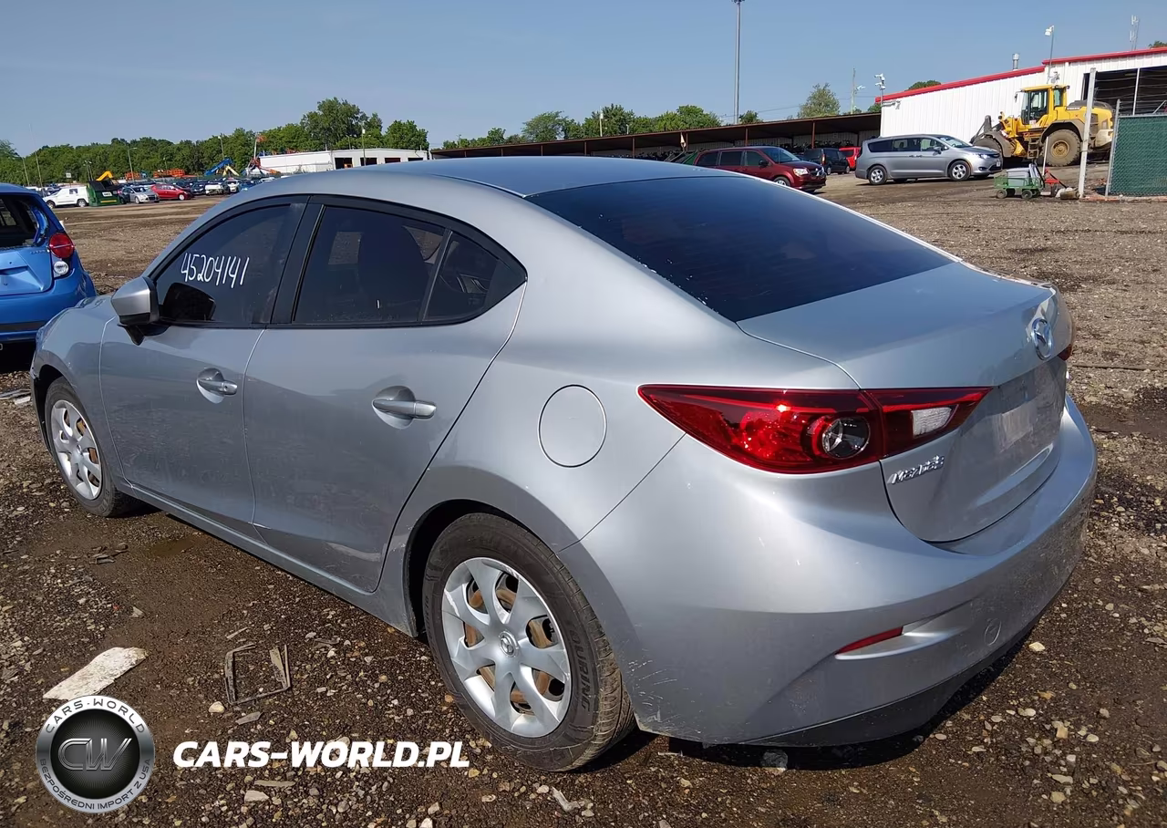 2018 Mazda Mazda3 Sport VIN:3MZBN1U70JM160379 - 3