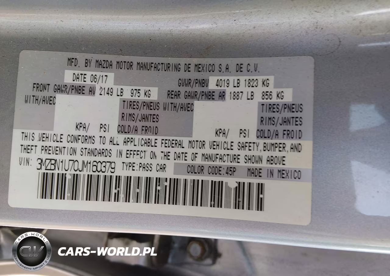2018 Mazda Mazda3 Sport VIN:3MZBN1U70JM160379 - 9