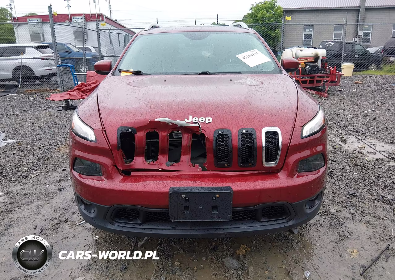 2017 Jeep Cherokee Latitude 4X4 VIN:1C4PJMCB6HW551865 - 6