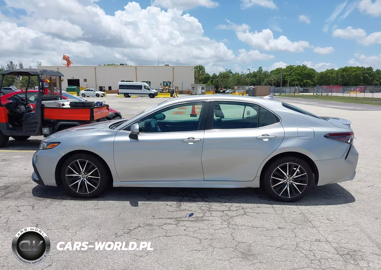 2022 Toyota Camry Se VIN:4T1T11AK0NU642570 - 14