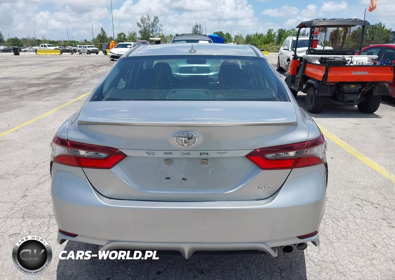 2022 Toyota Camry Se VIN:4T1T11AK0NU642570 - 16