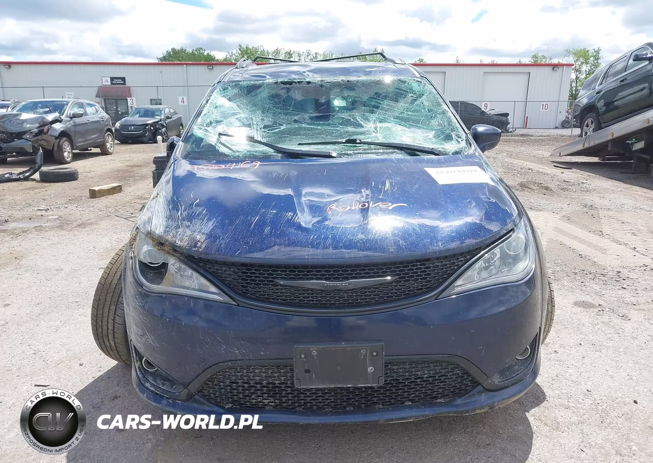 2020 Chrysler Pacifica Touring L VIN:2C4RC1BG5LR239567 - 12