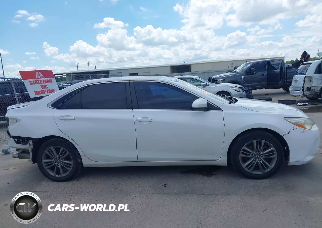 2016 Toyota Camry Se VIN:4T1BF1FK3GU209754 - 14