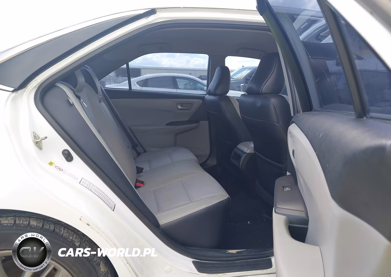 2016 Toyota Camry Se VIN:4T1BF1FK3GU209754 - 8