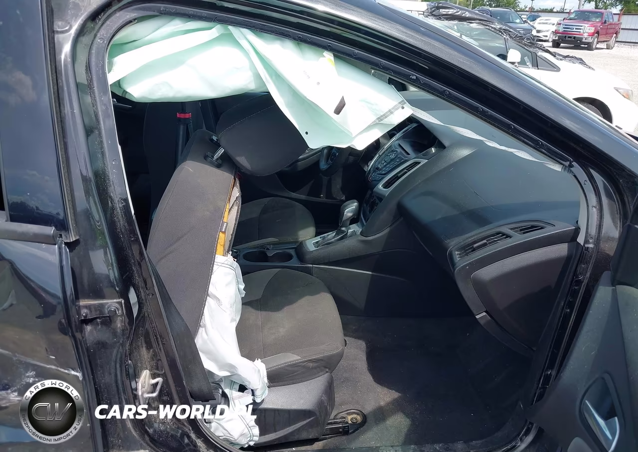 2013 Ford Focus Se VIN:1FADP3F22DL107682 - 5