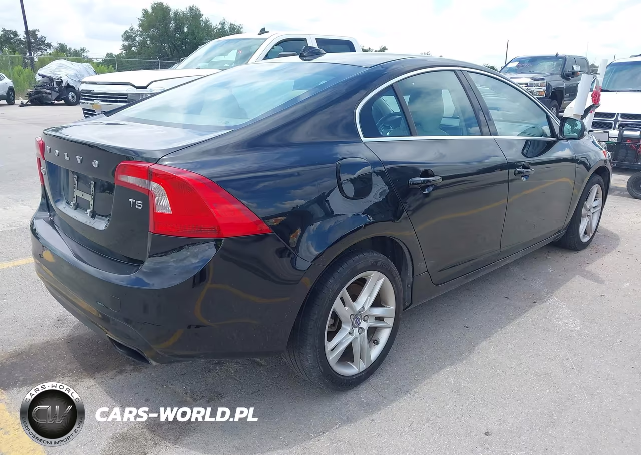 2014 Volvo S60 T5 VIN:YV1612FS6E2275616 - 4