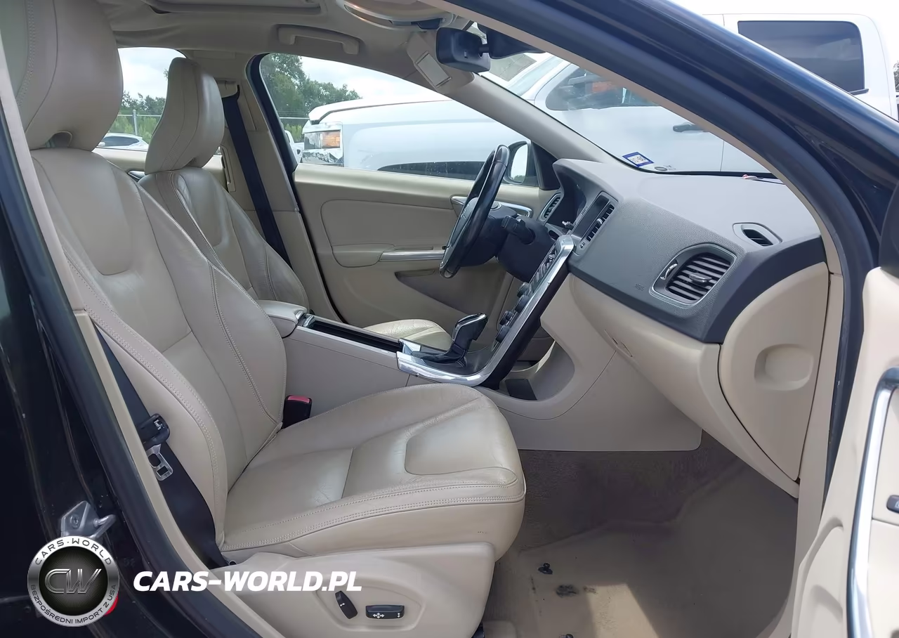 2014 Volvo S60 T5 VIN:YV1612FS6E2275616 - 5