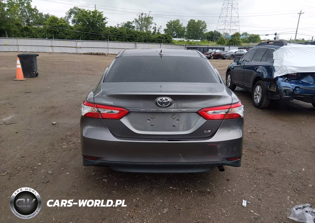 2019 Toyota Camry Le VIN:4T1B11HK5KU220601 - 16