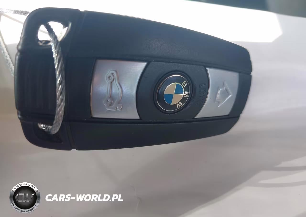 2013 BMW X1 xDrive28I VIN:WBAVL1C57DVR87079 - 11