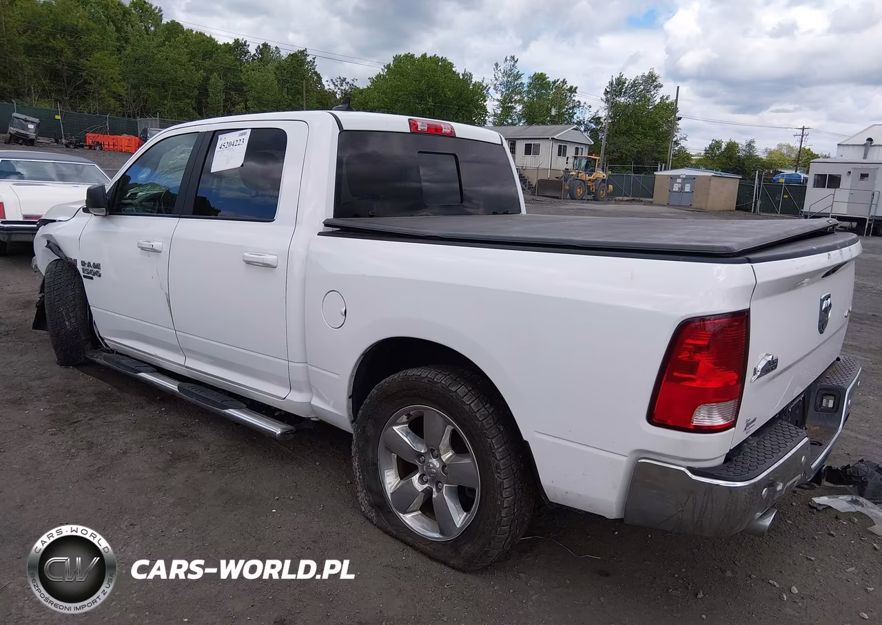 2019 Ram 1500 Classic Big Horn 4X4 5'7 Box VIN:1C6RR7LT1KS704265 - 3