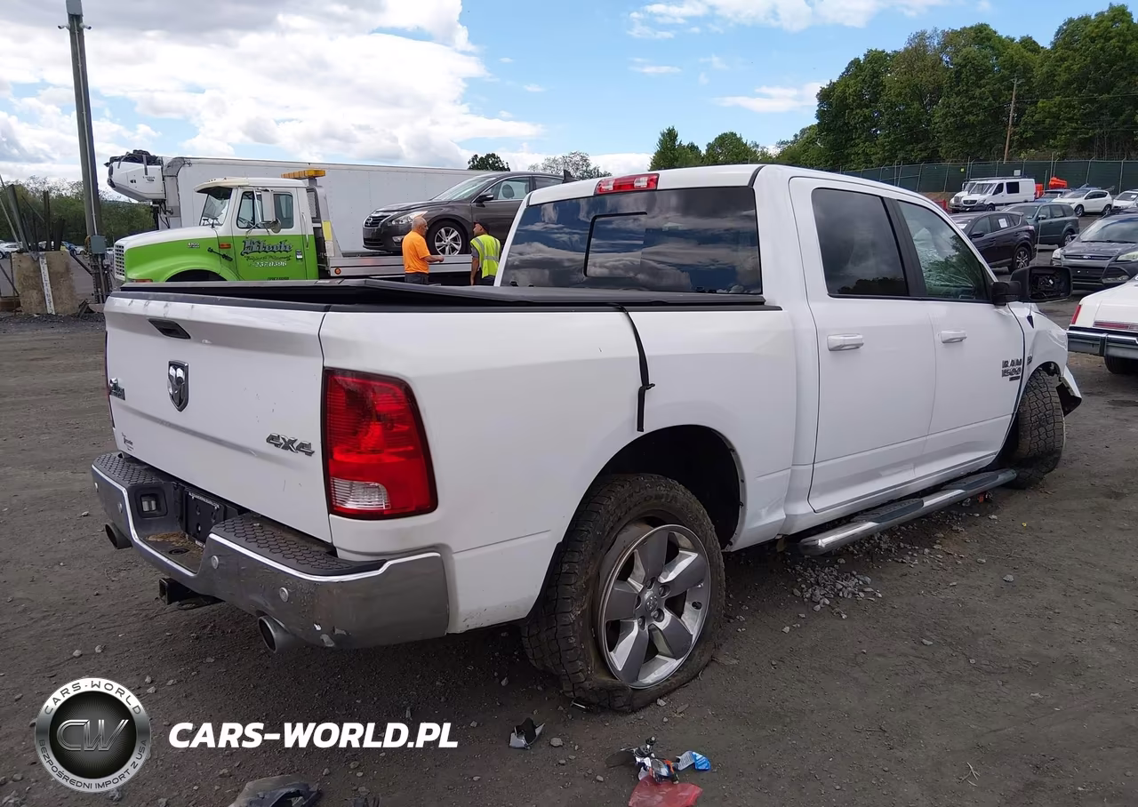 2019 Ram 1500 Classic Big Horn 4X4 5'7 Box VIN:1C6RR7LT1KS704265 - 4