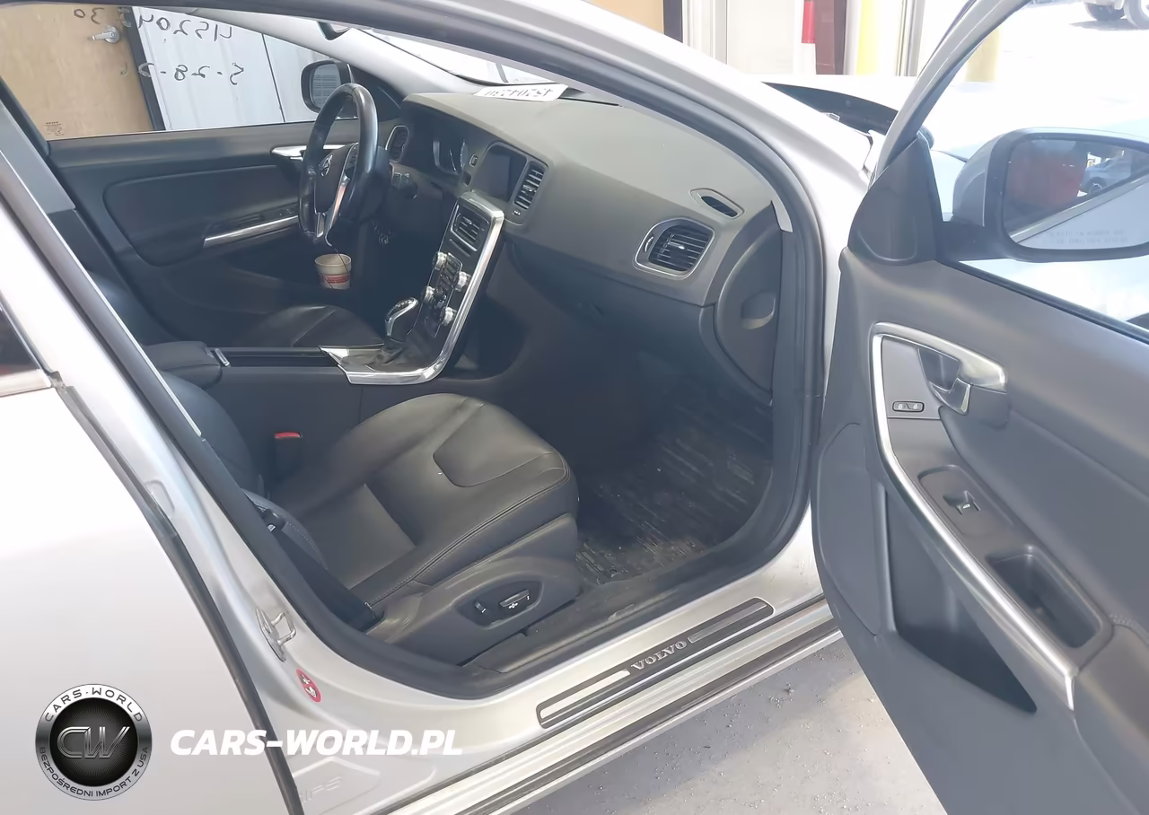 2015 Volvo S60 T5 Premier VIN:YV1612TK0F2333192 - 5