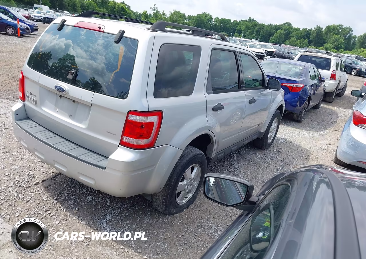 2008 Ford Escape Xls-Xls Manual VIN:1FMCU02Z88KA34583 - 4