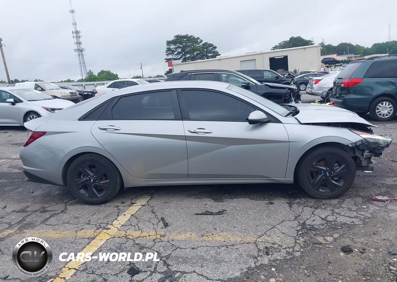 2021 Hyundai Elantra Sel VIN:5NPLM4AG5MH022654 - 13