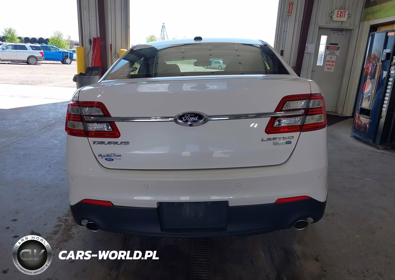 2016 Ford Taurus Limited VIN:1FAHP2J87GG107715 - 16
