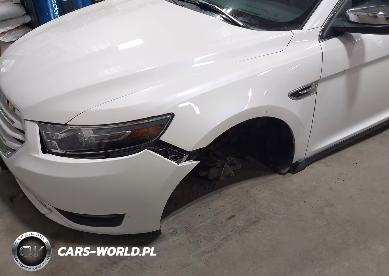 2016 Ford Taurus Limited VIN:1FAHP2J87GG107715 - 6