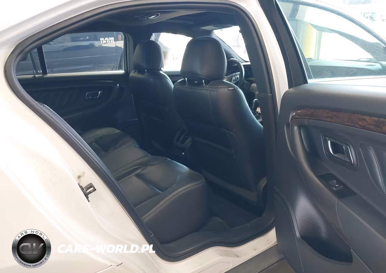 2016 Ford Taurus Limited VIN:1FAHP2J87GG107715 - 8