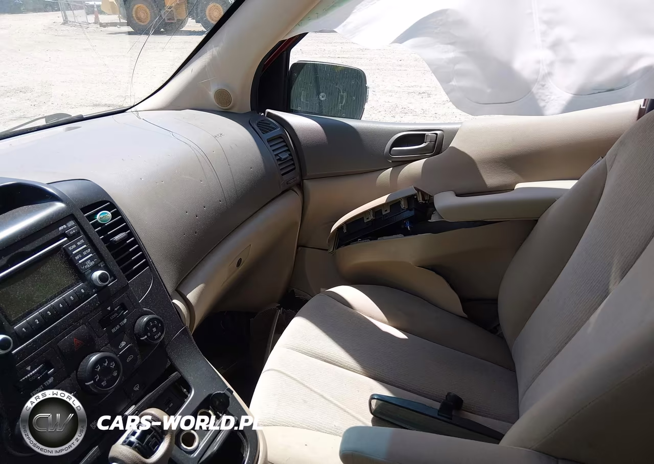 2011 Kia Sedona Lx VIN:KNDMG4C7XB6379683 - 5