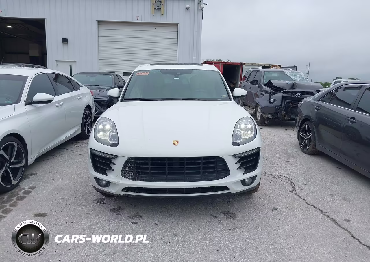 2017 Porsche Macan VIN:WP1AA2A50HLB00258 - 12