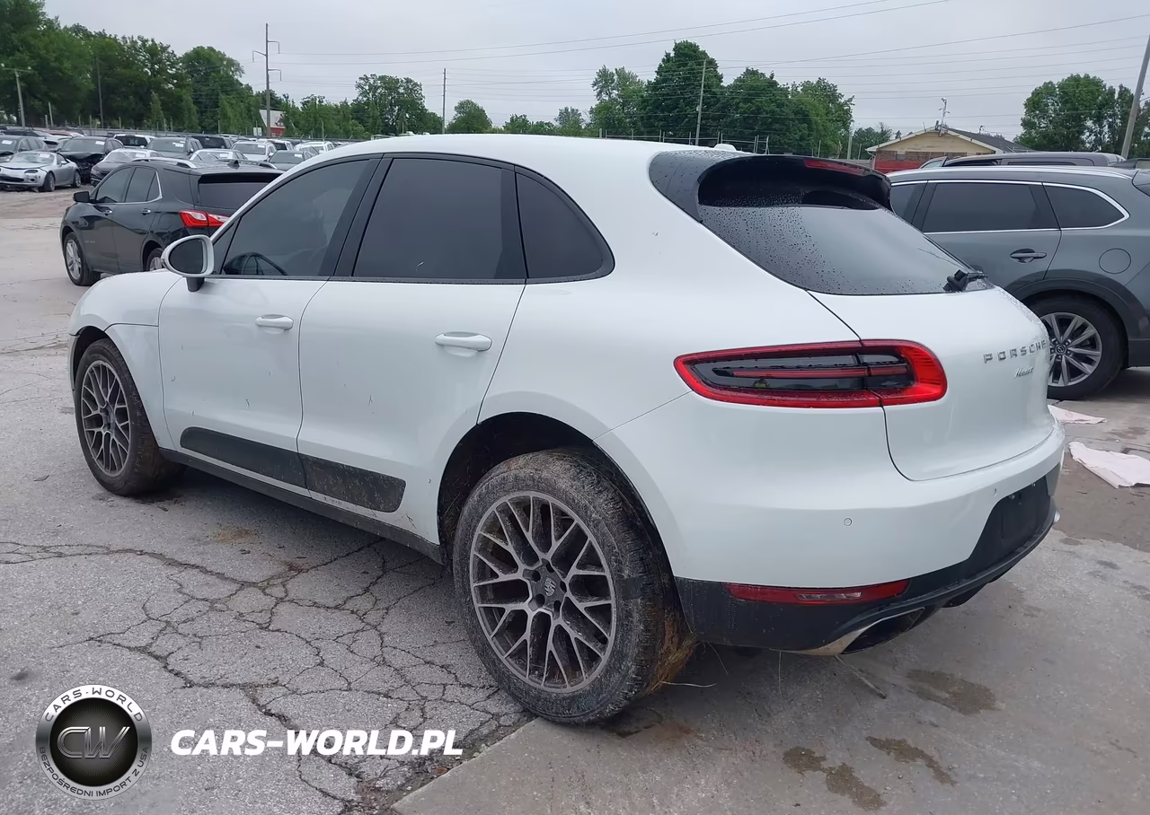 2017 Porsche Macan VIN:WP1AA2A50HLB00258 - 3