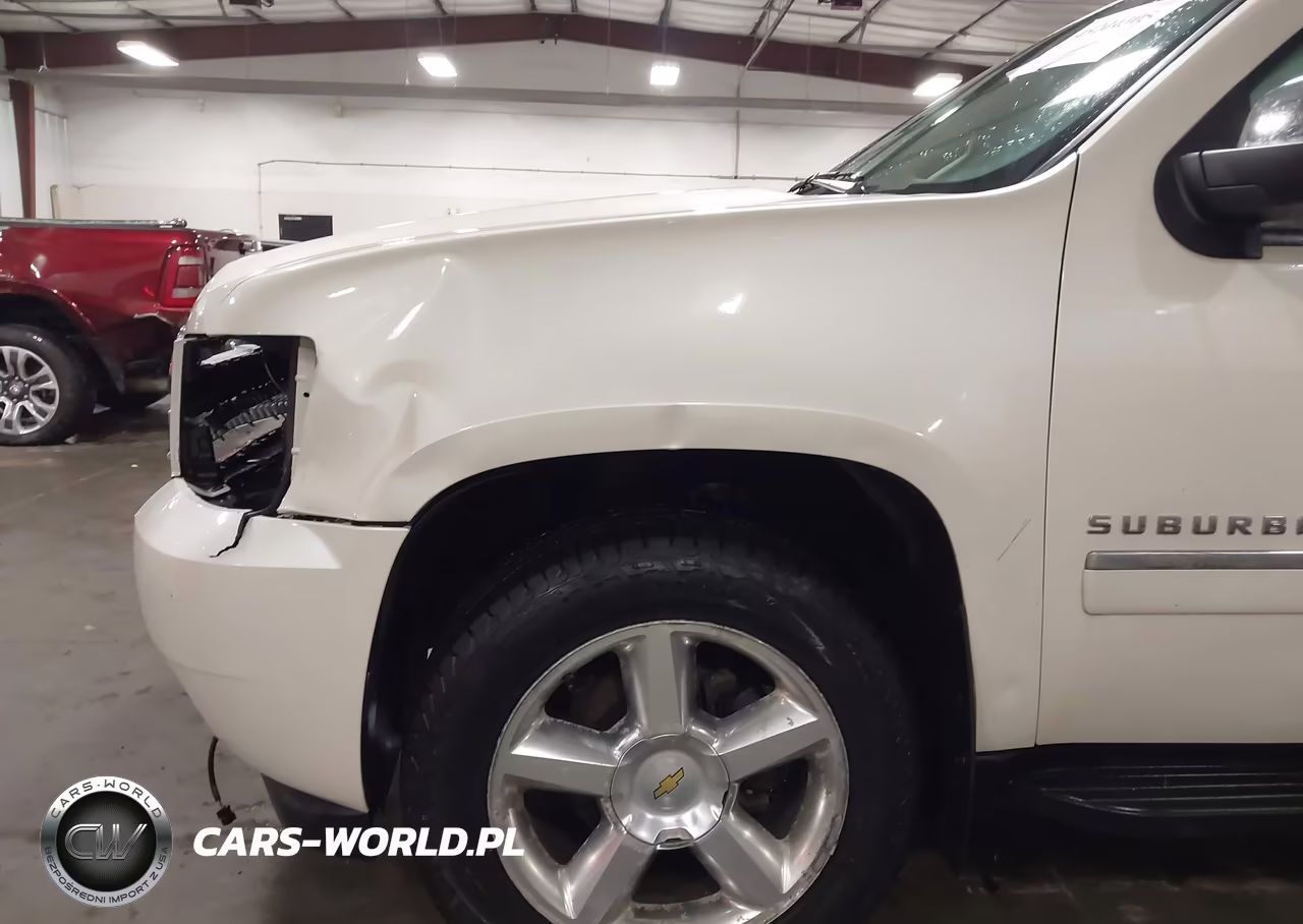 2011 Chevrolet Suburban 1500 Ltz VIN:1GNSKKE32BR219758 - 6