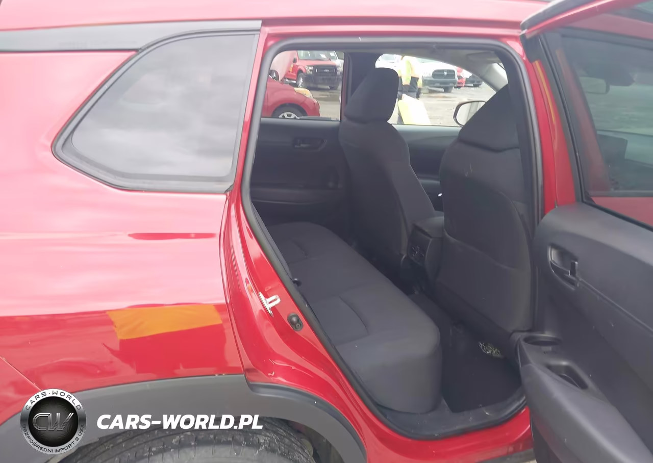 2022 Toyota Corolla Cross Le VIN:7MUCAABG7NV019939 - 8