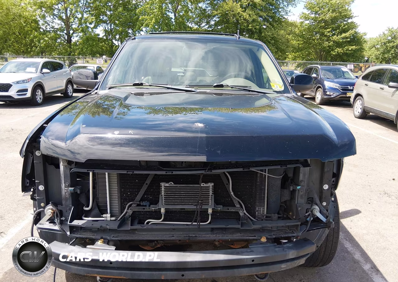 2011 Chevrolet Tahoe Lt VIN:1GNSKBE02BR118161 - 12