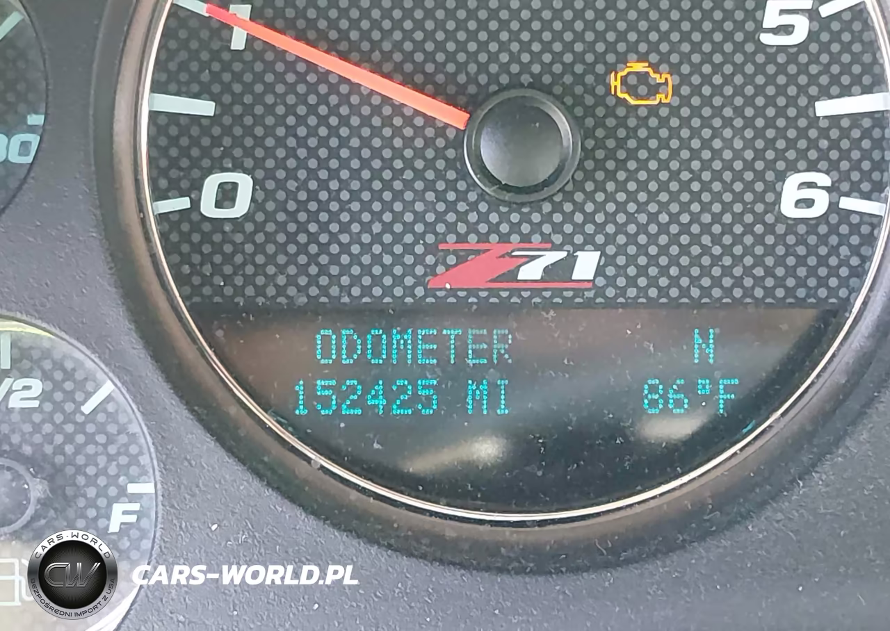 2011 Chevrolet Tahoe Lt VIN:1GNSKBE02BR118161 - 15
