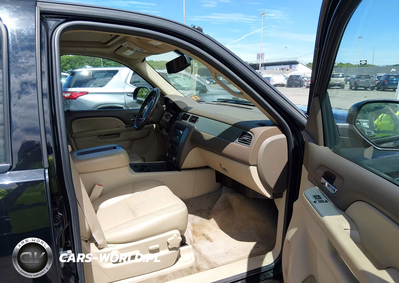 2011 Chevrolet Tahoe Lt VIN:1GNSKBE02BR118161 - 5