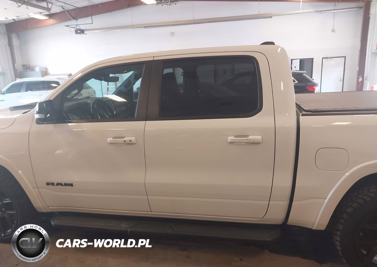 2021 Ram 1500 Laramie 4X4 5'7 Box VIN:1C6SRFJT6MN567341 - 14