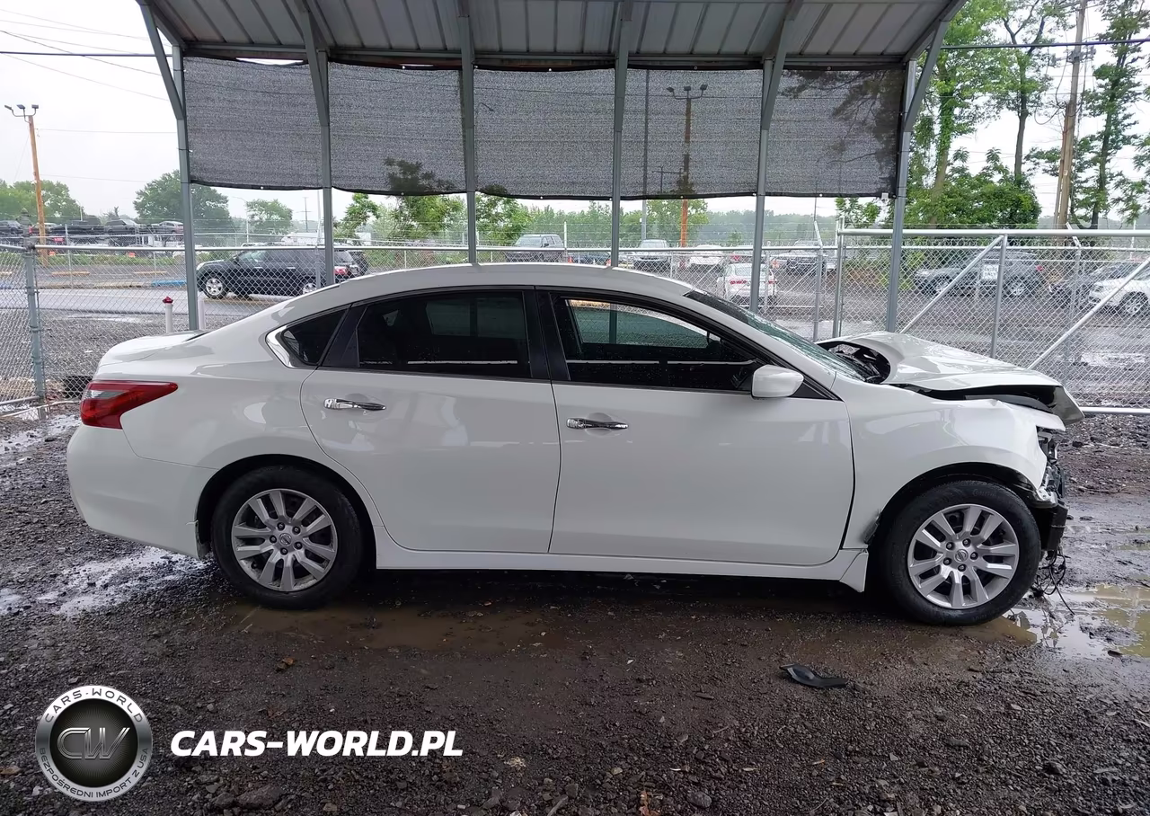 2018 Nissan Altima 2.5 S VIN:1N4AL3AP9JC128736 - 12