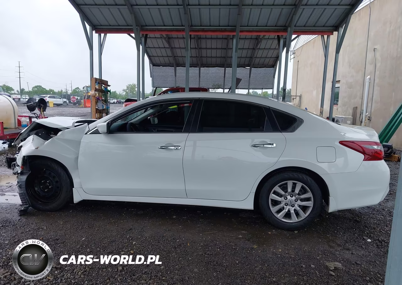 2018 Nissan Altima 2.5 S VIN:1N4AL3AP9JC128736 - 13