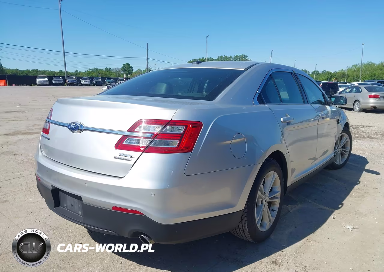 2018 Ford Taurus Sel VIN:1FAHP2E88JG118398 - 4