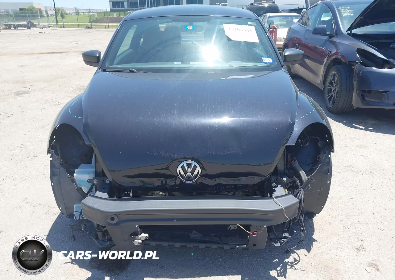 2018 Volkswagen Beetle 2.0T Coast-2.0T S VIN:3VWFD7AT4JM707873 - 11