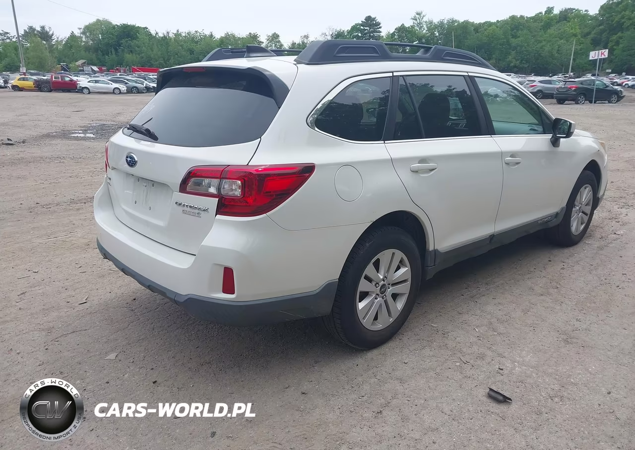 2017 Subaru Outback 2.5I Premium VIN:4S4BSACC7H3394584 - 4