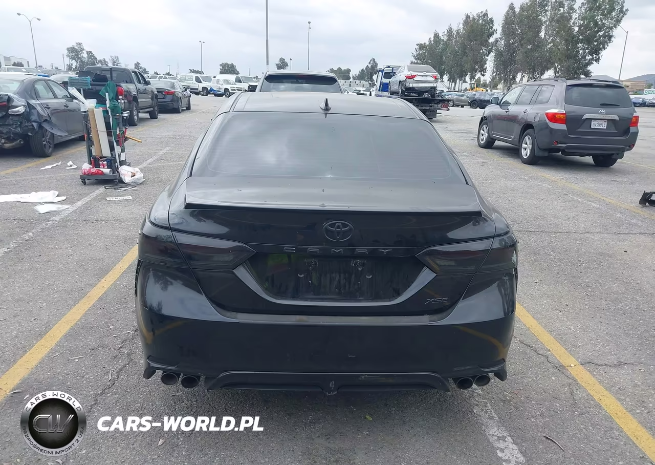 2020 Toyota Camry Xse VIN:4T1K61AK8LU959684 - 17