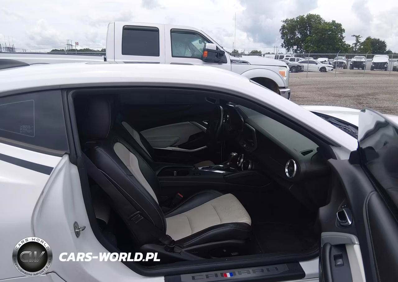 2016 Chevrolet Camaro 2Lt VIN:1G1FD1RX3G0183479 - 5