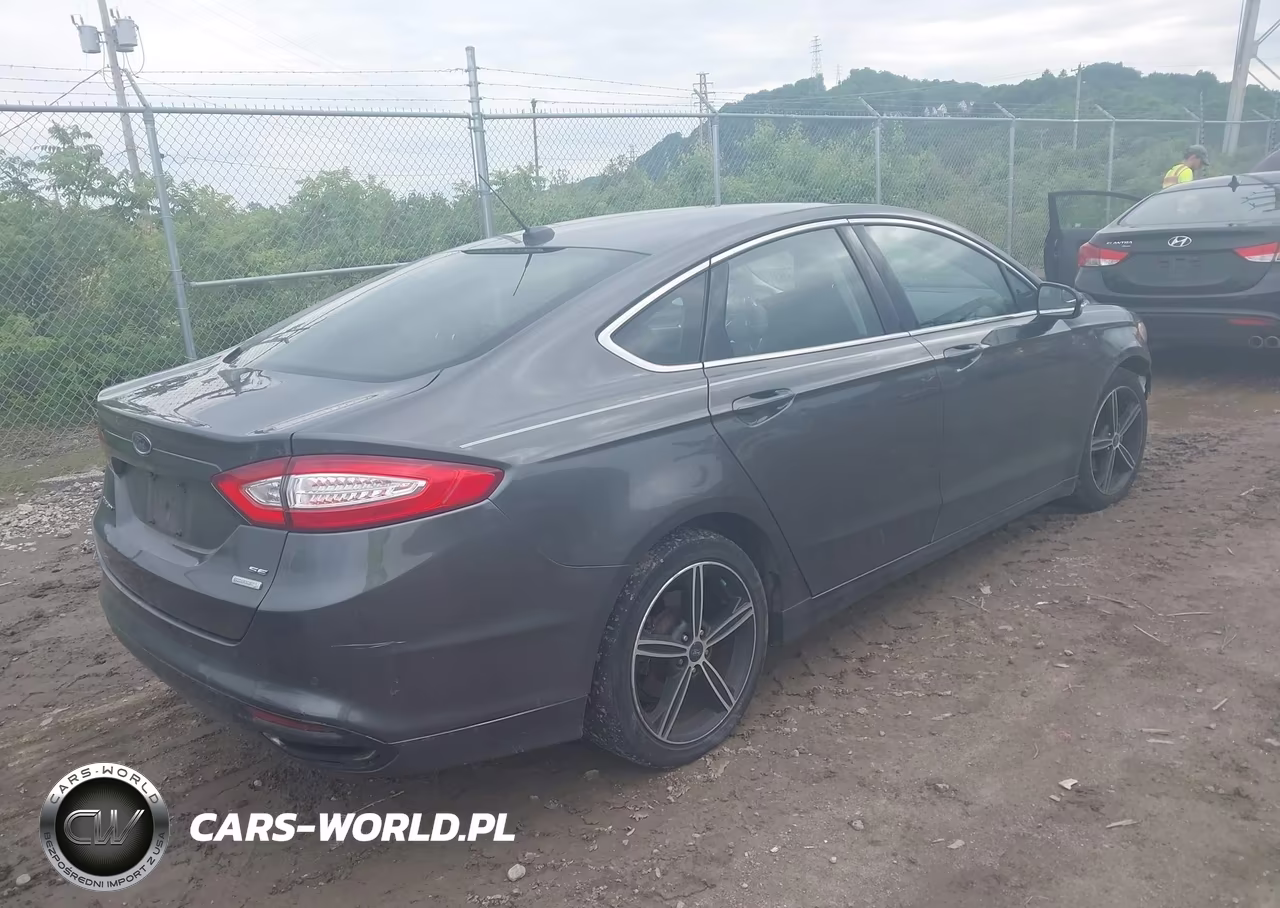 2015 Ford Fusion Se VIN:3FA6P0H9XFR132805 - 4