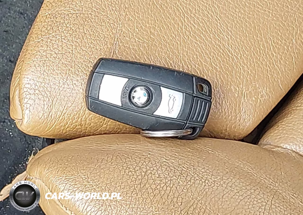 2010 BMW 550I VIN:WBANW5C53ACT56495 - 11
