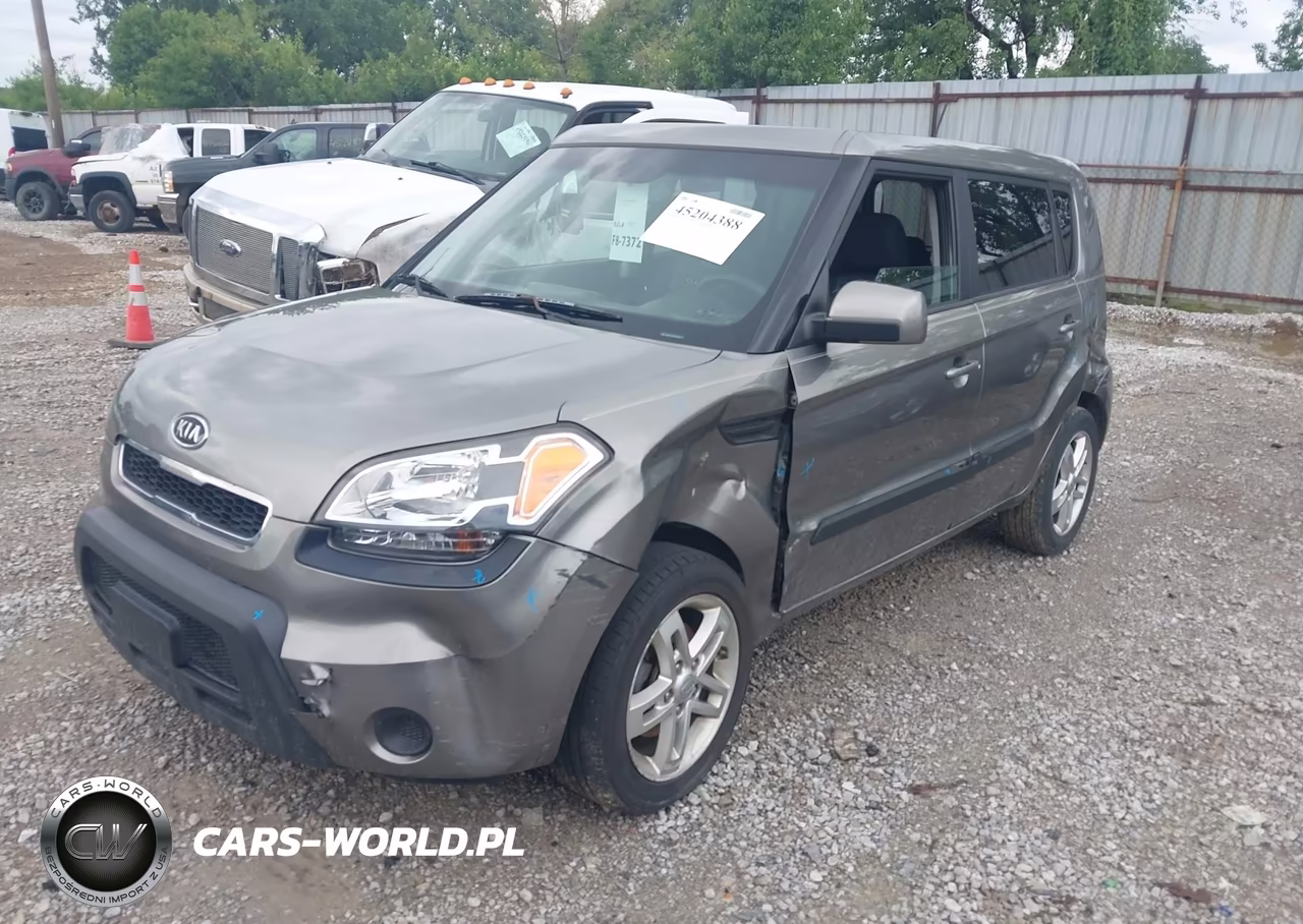 2011 Kia Soul + VIN:KNDJT2A28B7318322 - 2