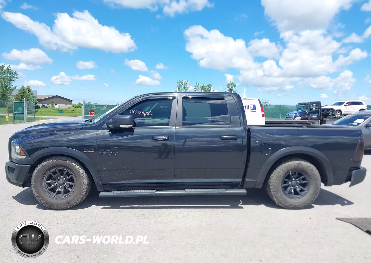 2018 Ram 1500 Rebel 4X4 5'7 Box VIN:1C6RR7YTXJS232493 - 14