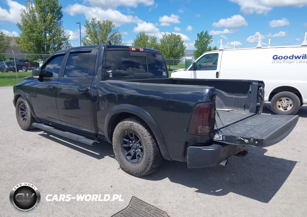 2018 Ram 1500 Rebel 4X4 5'7 Box VIN:1C6RR7YTXJS232493 - 3