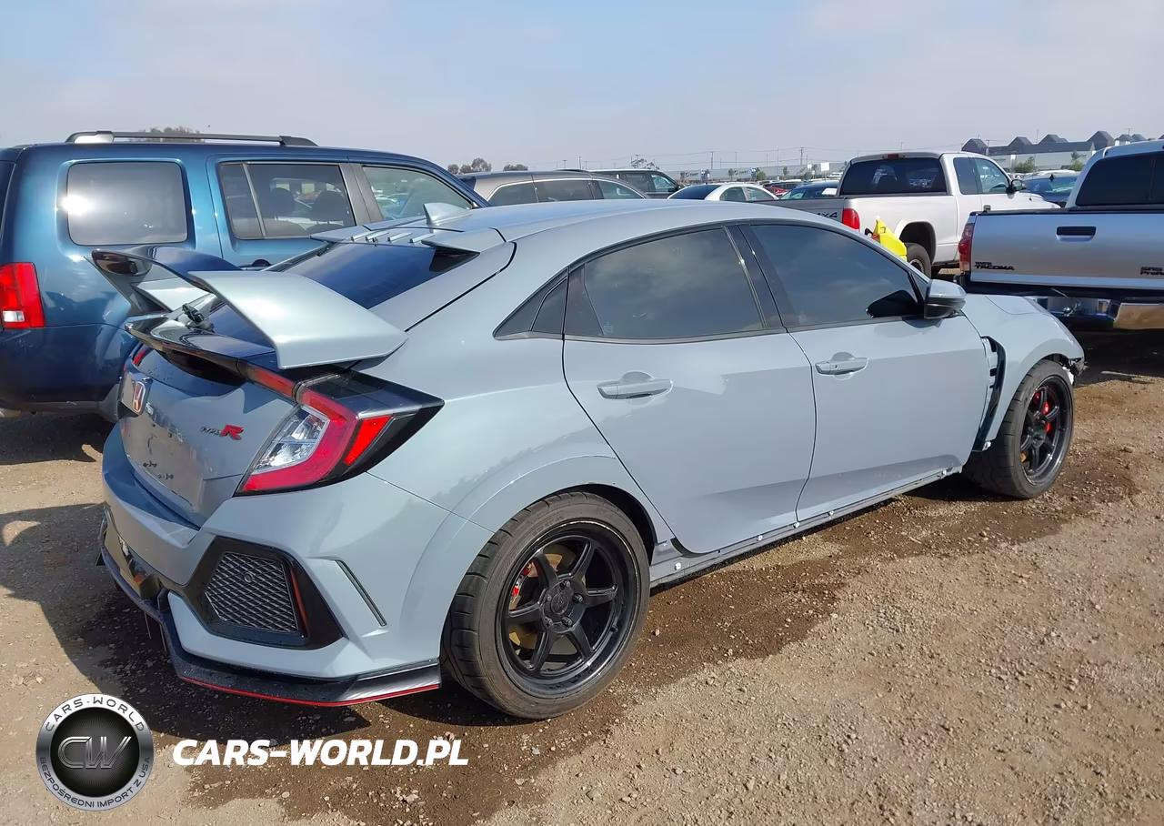 2019 Honda Civic Type R Touring VIN:SHHFK8G77KU204495 - 4